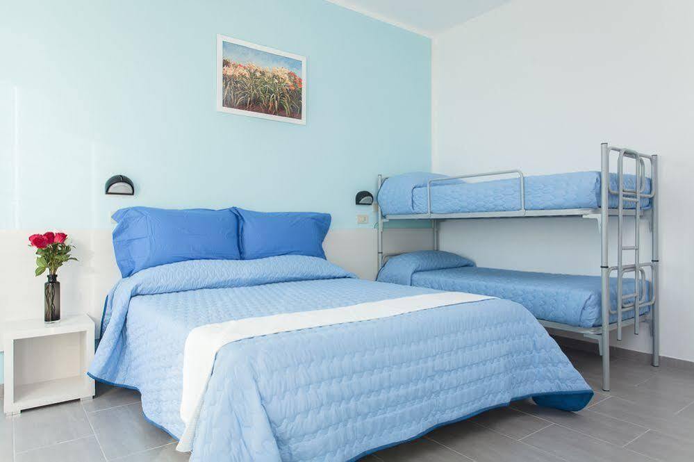 Hotel Platinum Rimini Bagian luar foto